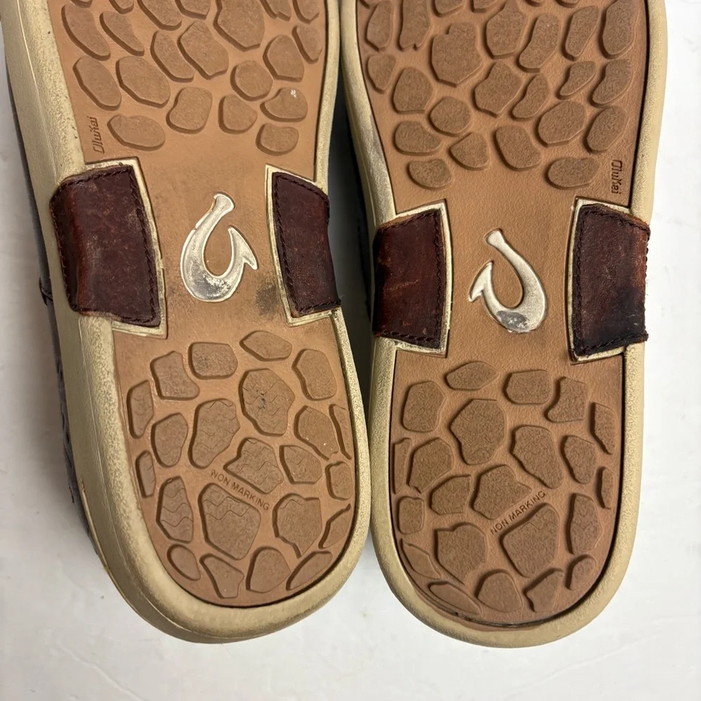Olukai Kama’aina Men’s Slip on Loafers Brown Leather Tooled Size 9